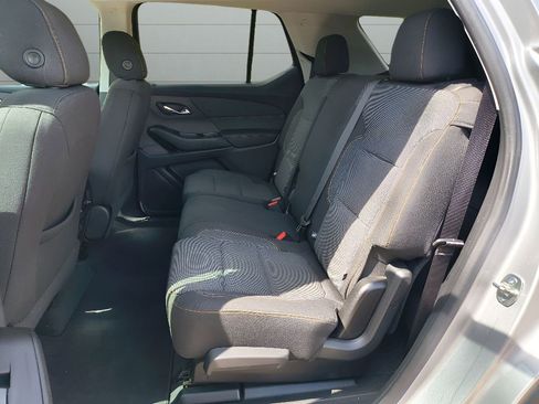 Used 2021 Chevrolet Traverse LS FWD image 23