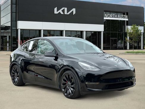 Used 2023 Tesla Model Y Performance AWD/4WD image 7