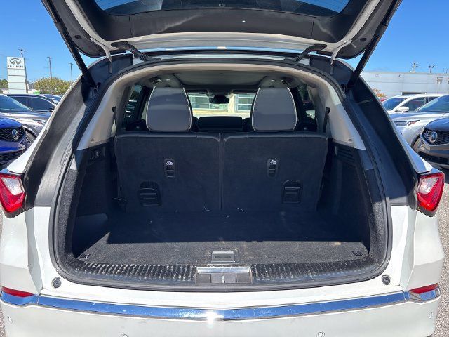 Used 2023 Acura MDX w/ Advance Package AWD/4WD image 12