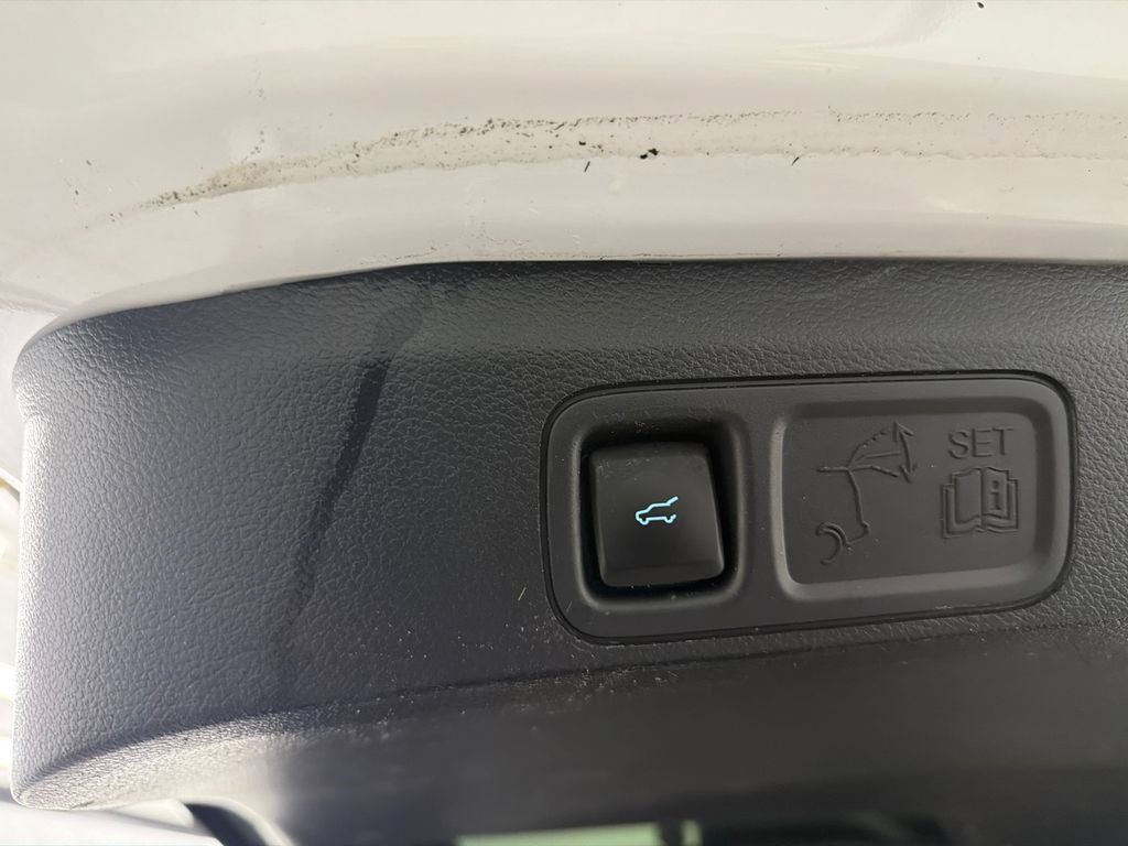 Used 2024 Ford Expedition Limited RWD image 21