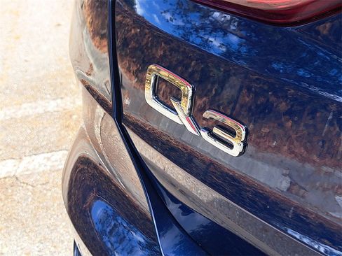 New 2025 Audi Q3 2.0T Premium image 5