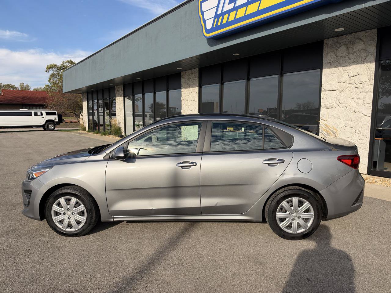Used 2022 Kia Rio S FWD image 4
