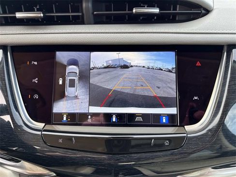Used 2024 Cadillac XT6 Premium Luxury w/ Technology Package image 22