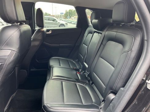 Used 2025 Ford Escape Platinum image 11