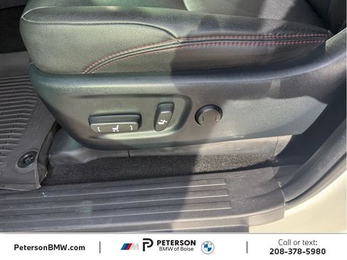Used 2022 Toyota 4Runner TRD Off-Road Premium AWD/4WD image 22