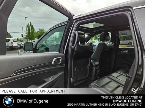 Used 2020 Jeep Grand Cherokee Limited w/ Luxury Group II AWD/4WD image 19