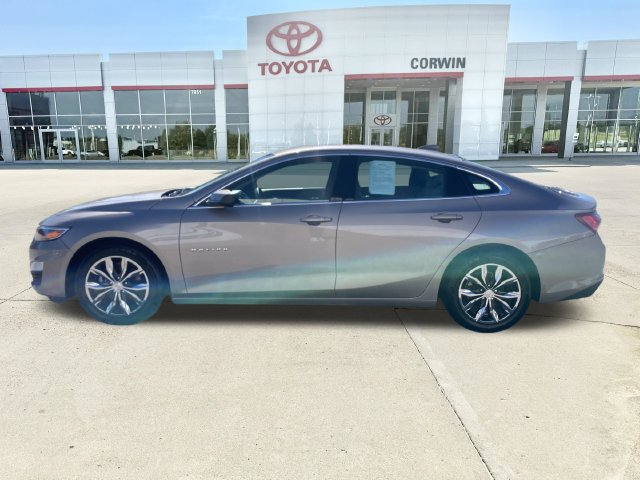 Used 2022 Chevrolet Malibu LT FWD image 2