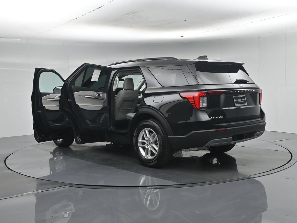 New 2026 Ford Explorer Active w/ Active Comfort Package RWD image 33