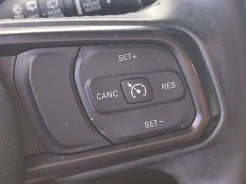 Used 2020 Jeep Wrangler Sport image 17