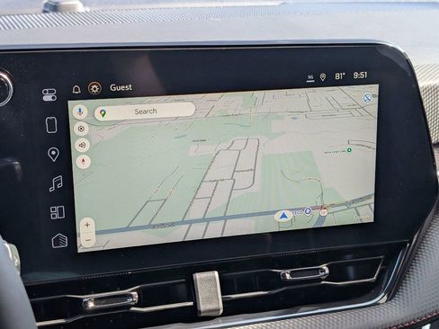 New 2026 Chevrolet Equinox RS w/ LPO, Floor Liner Package FWD image 20