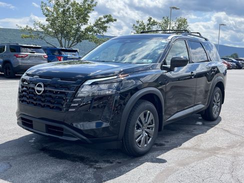New 2026 Nissan Pathfinder SV AWD/4WD image 12