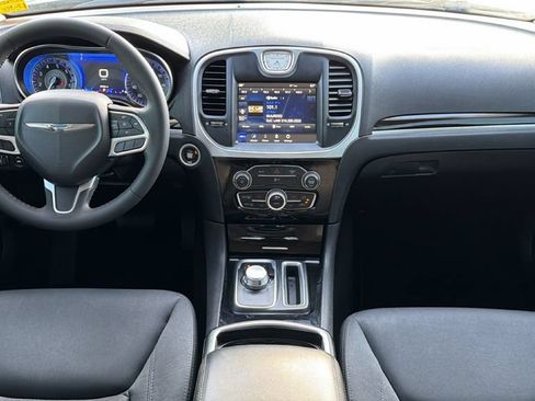 Used 2023 Chrysler 300 Touring w/ Sport Appearance Package RWD image 27