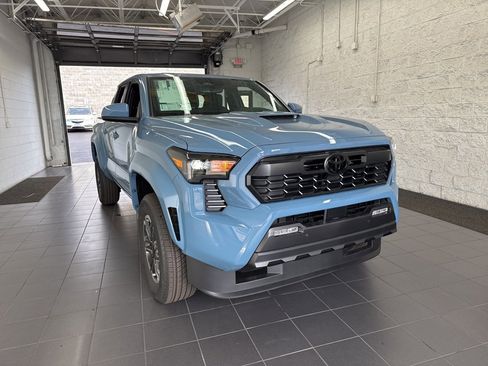 New 2026 Toyota Tacoma TRD Sport image 2