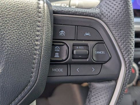 Used 2025 Toyota Tacoma TRD Sport w/ TRD Sport Upgrade Package AWD/4WD image 23