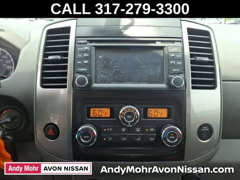 Used 2013 Nissan Frontier SL w/ Moonroof Pkg AWD/4WD image 24
