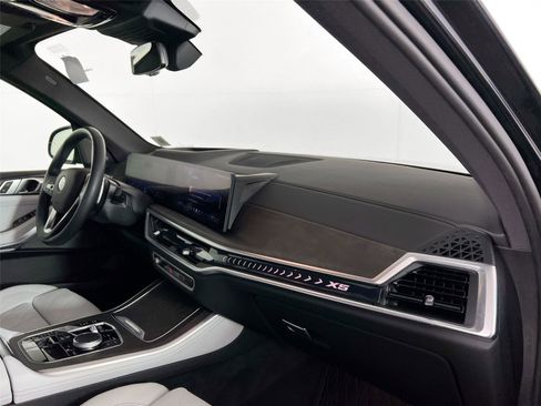 Certified 2025 BMW X5 xDrive40i image 27