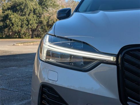 New 2026 Volvo XC60 B5 Ultra w/ Protection Package Premier image 19