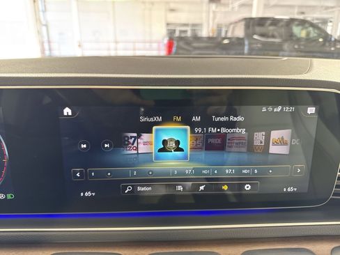 Used 2022 Mercedes-Benz GLE 350 4MATIC image 18