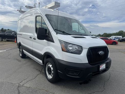 Used 2023 Ford Transit 250 Medium Roof RWD image 3