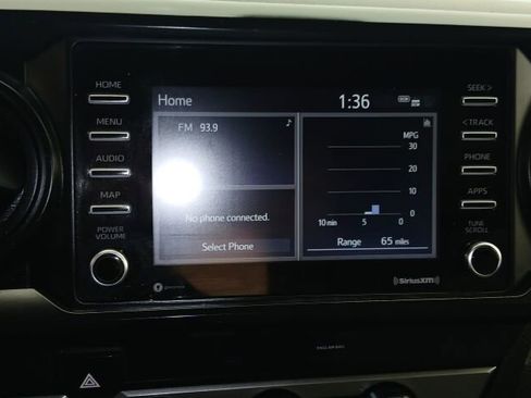 Used 2020 Toyota Tacoma SR image 17