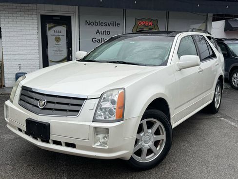 Used 2005 Cadillac SRX V8 w/ Preferred Equipment Group AWD/4WD image 2
