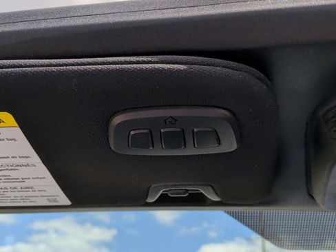 Used 2019 Ford Mustang Premium RWD image 21