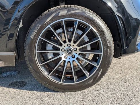 Used 2022 Mercedes-Benz GLE 350 w/ AMG Line Exterior image 12