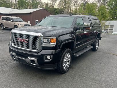 Used 2016 GMC Sierra 2500 Denali w/ Duramax Plus Package
