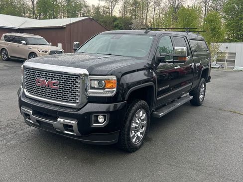Used 2016 GMC Sierra 2500 Denali w/ Duramax Plus Package AWD/4WD image 1