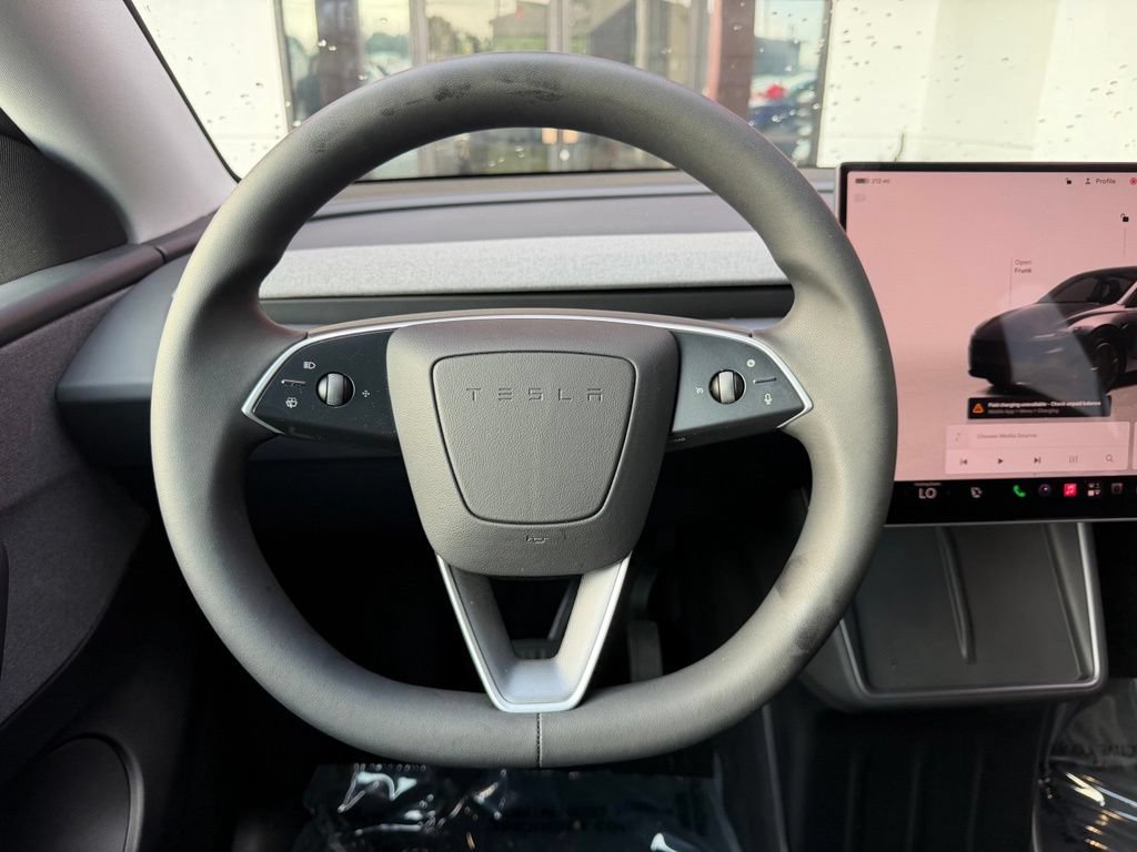 Used 2026 Tesla Model Y AWD image 13