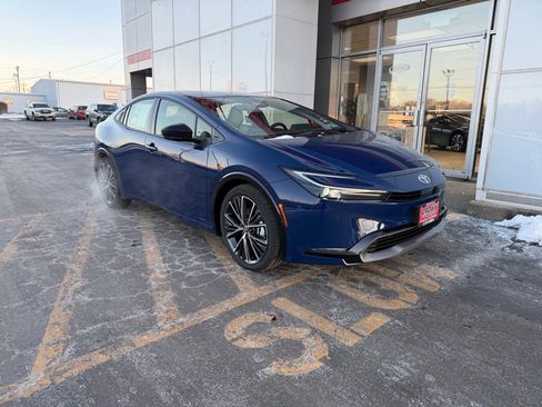 New 2026 Toyota Prius XLE image 3