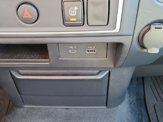Certified 2021 Nissan Titan S w/ S Utility Package RWD image 31
