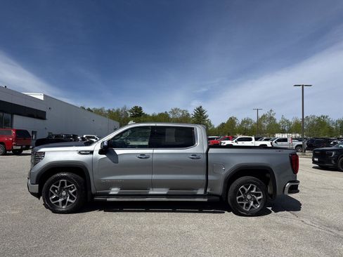Used 2023 GMC Sierra 1500 SLT w/ SLT Premium Package AWD/4WD image 3