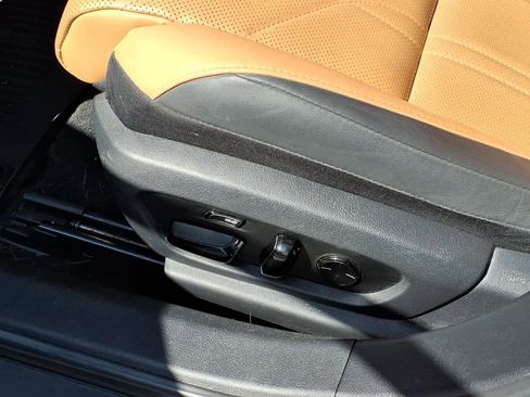 Used 2023 Lexus ES 350 w/ Accessory Package (Z1) FWD image 14