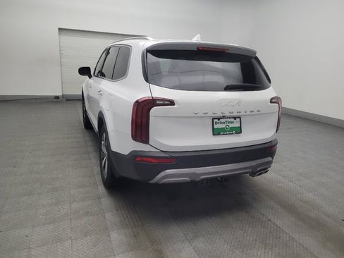 Used 2022 Kia Telluride S FWD image 5