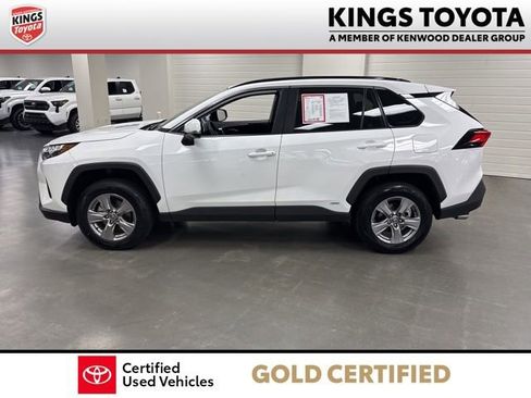 Certified 2025 Toyota RAV4 XLE AWD/4WD image 5