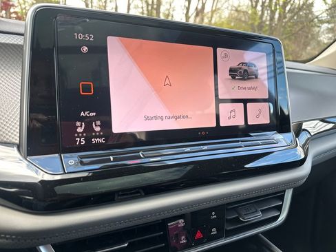 New 2026 Volkswagen Atlas Peak Edition AWD/4WD image 8