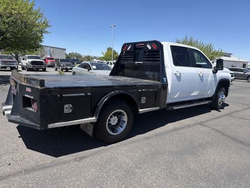 Used 2024 Chevrolet Silverado 3500 LT w/ Convenience Package AWD/4WD image 5