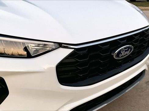 Certified 2023 Ford Escape ST-Line w/ Tech Pack #1 image 30