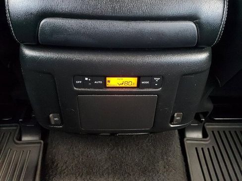 Used 2020 Nissan Armada SL w/ Premium Package image 27