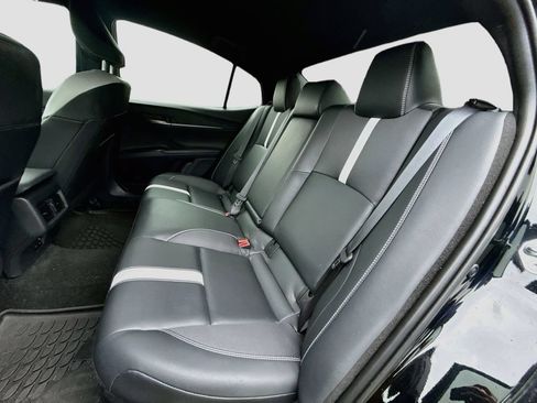 Used 2026 Toyota Camry SE FWD image 27