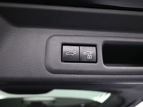 Certified 2023 Toyota Sequoia Platinum image 24