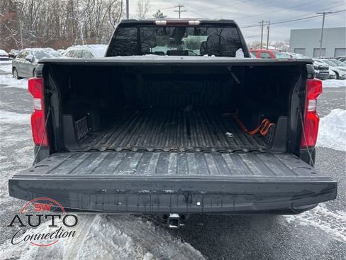 Used 2022 Chevrolet Silverado 1500 Custom w/ Safety Confidence Package image 5