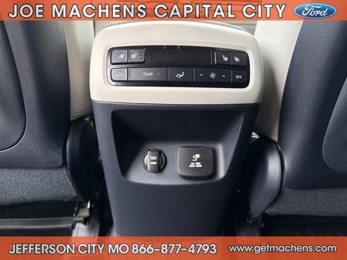Used 2023 Hyundai Palisade Limited image 18