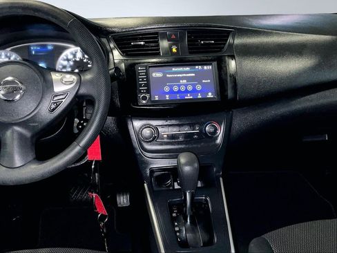 Used 2019 Nissan Sentra S image 8