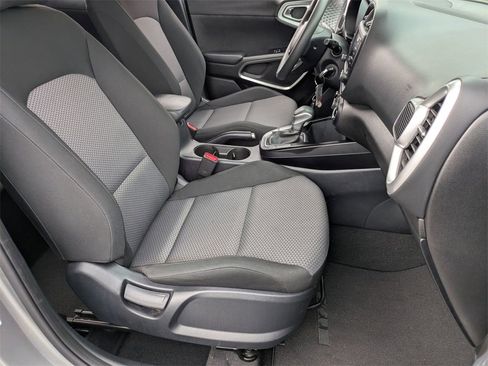 Used 2024 Kia Soul LX w/ Option Group 015 image 27