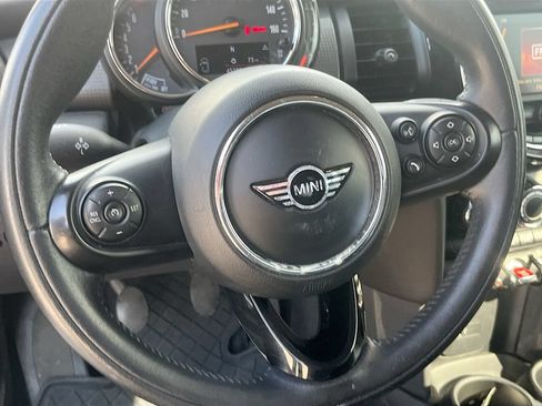 Used 2019 MINI Cooper 2-Door Hardtop FWD image 11