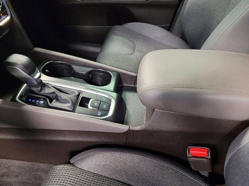 Used 2019 Hyundai Santa Fe SEL FWD image 26