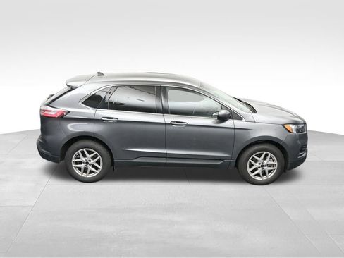 Used 2024 Ford Edge SEL image 22