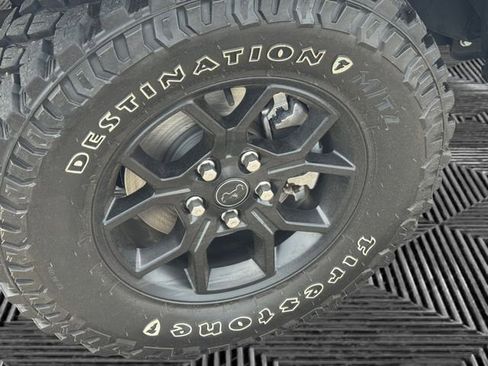 Used 2024 Jeep Gladiator Sport AWD/4WD image 10